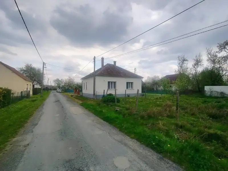 Eladó Családi ház – Kondorfa, Hegy utca