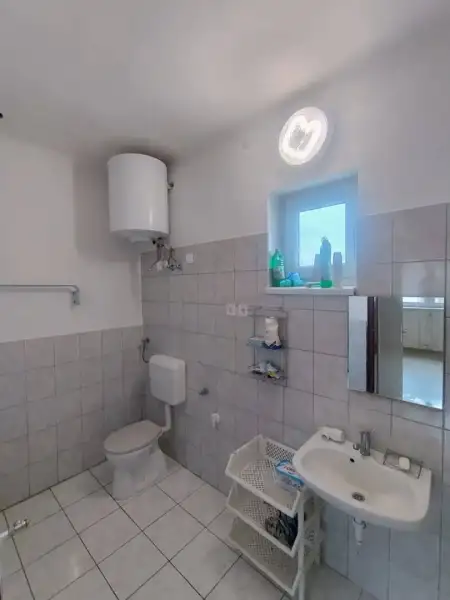Eladó Családi ház – Kerkáskápolna, Fő utca
