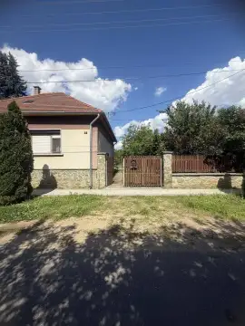 Einfamilienhaus zu verkaufen – Vasszilvágy